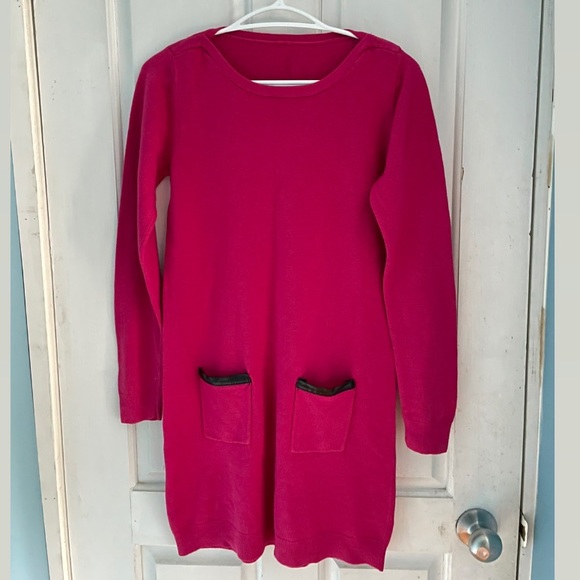 Women’s Long Sleeves Dress - Picture 1 of 2